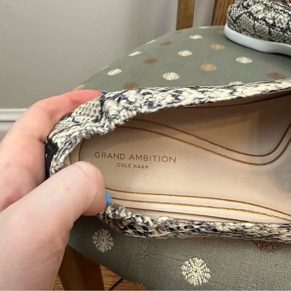 Cole Haan Grand Ambition | Snake Print Pointed Toe Loafers Size 9.5 - Picture 4 of 6
